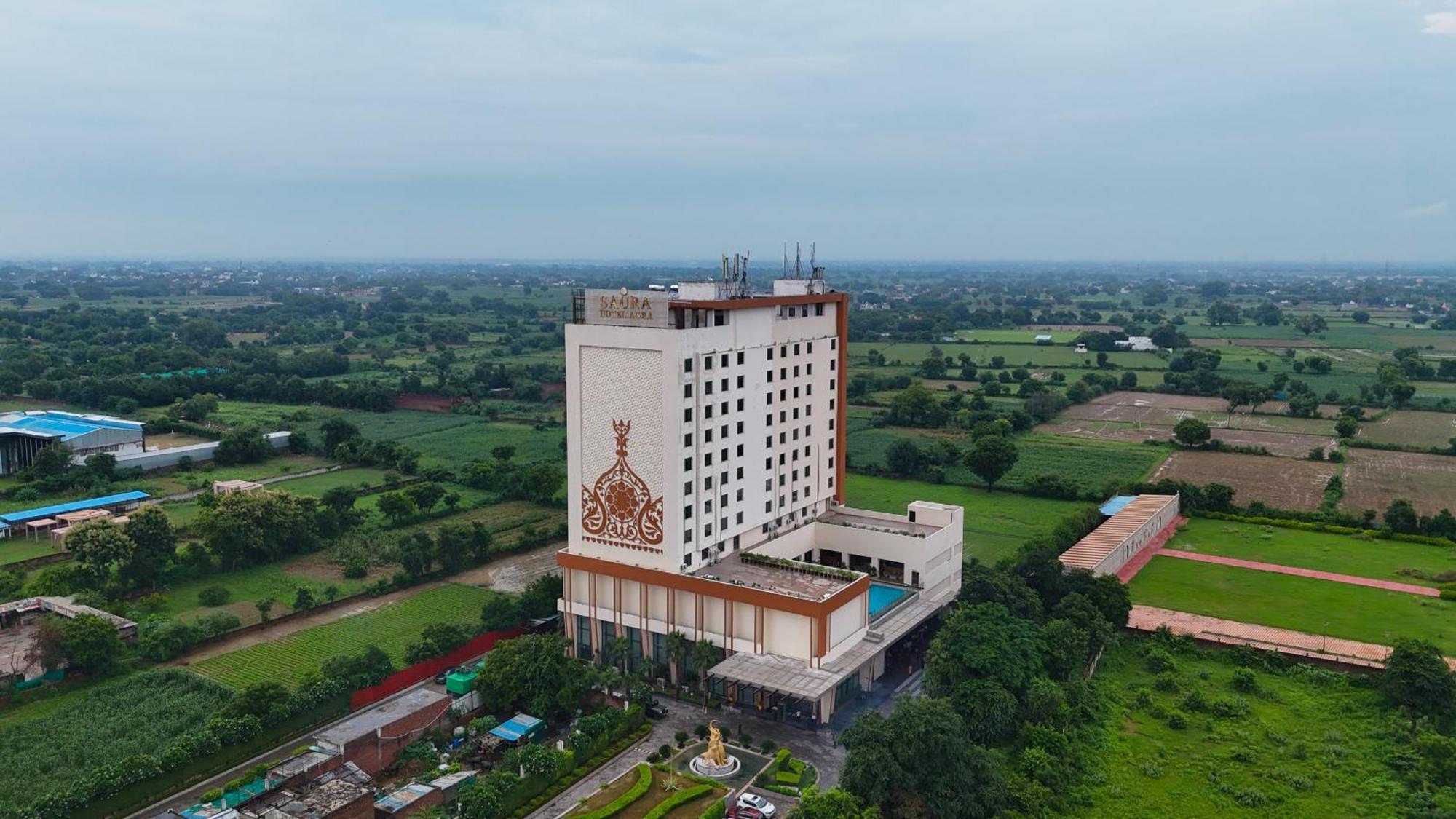 Saura Hotel, Agra - A Club Mahindra Associate Exterior foto