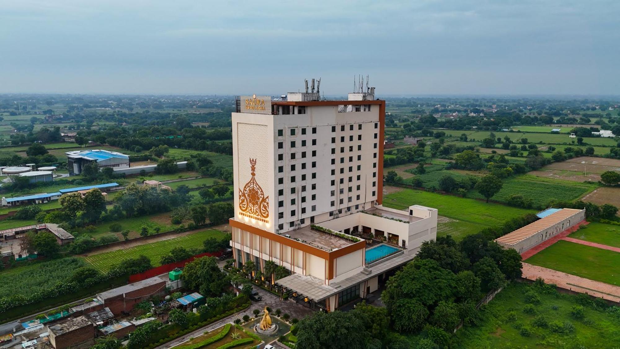 Saura Hotel, Agra - A Club Mahindra Associate Exterior foto